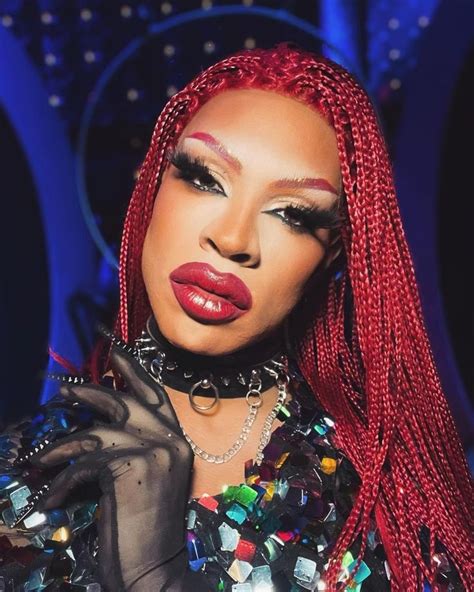 yvie oddly dad|Portrait of a Queen Yvie Oddly .